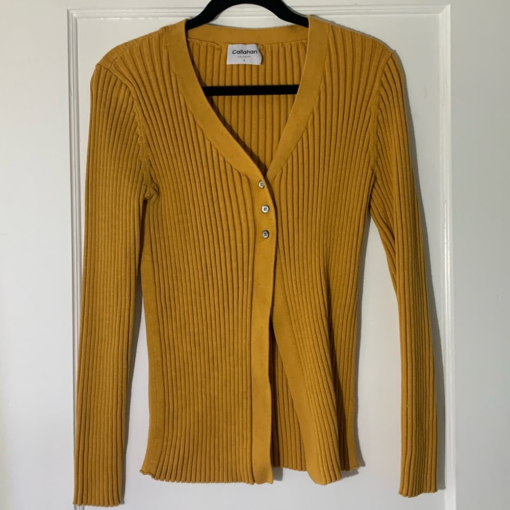 Callahan Knitwear Size L 3 button sweater